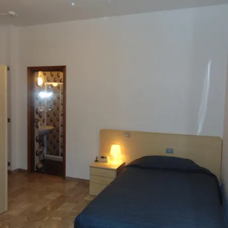 Rossana Hotel 3*